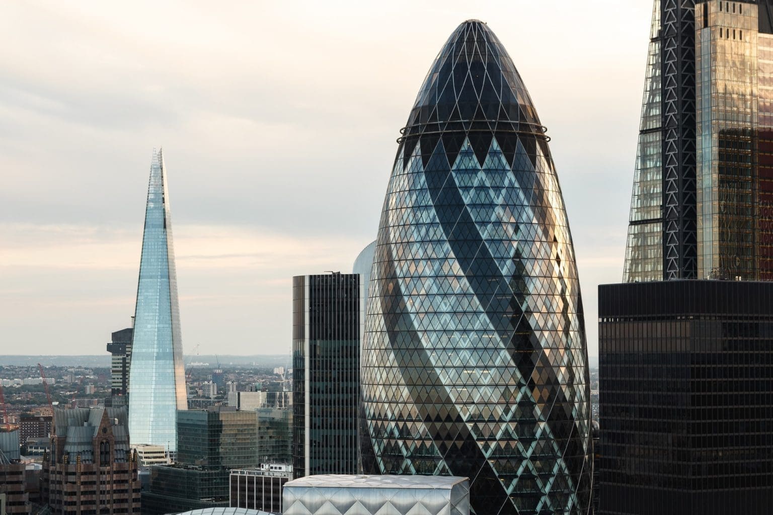 How to Source and Sign a Lease for London Office Space, Fast.